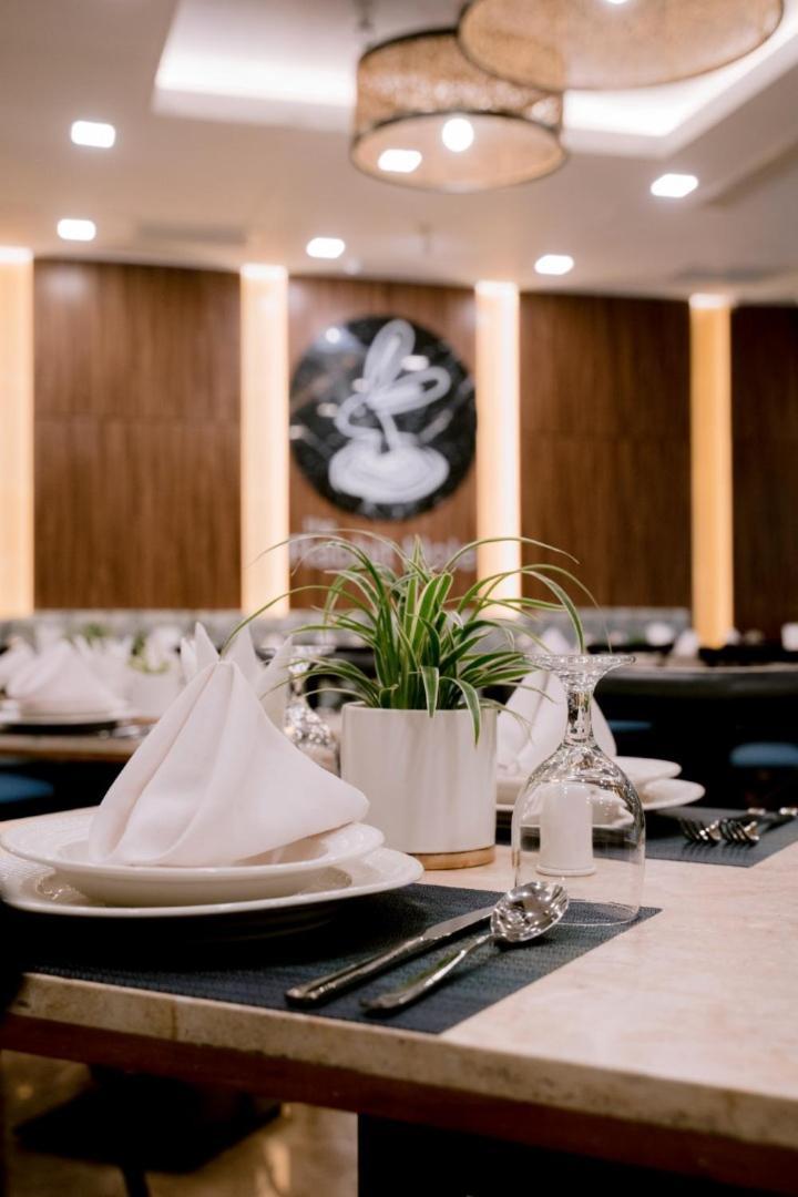 Goldberry Suites And Hotel 세부 외부 사진